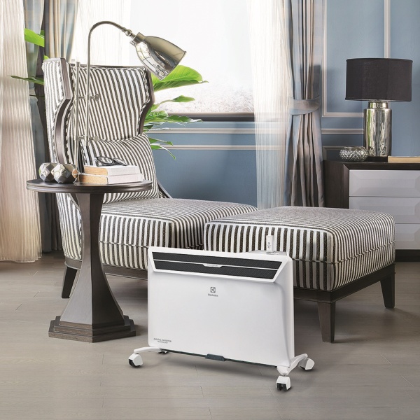 Купить Конвектор электрический Electrolux Air Gate Digital Inverter ECH/AGI-1500 с качественным монтажом климатических систем в Москве и МО от ПУХОВ  тел.: +7 (495) 123-66-55