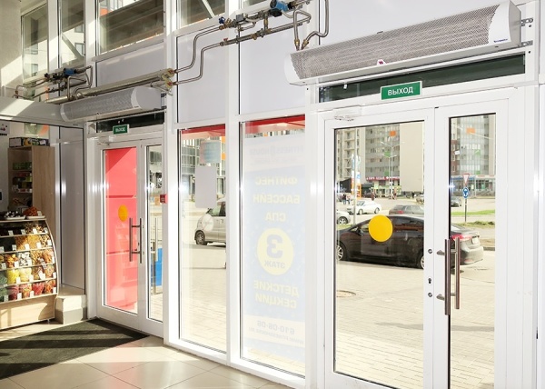 Купить Тепловая завеса водяная Тепломаш КЭВ-29П2121W с качественным монтажом климатических систем в Москве и МО от ПУХОВ  тел.: +7 (495) 123-66-55